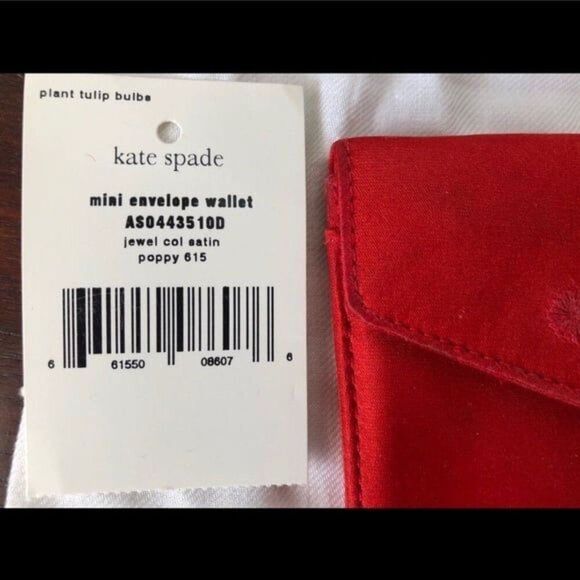 Kate Spade Vintage Wallet - Picture 3 of 7